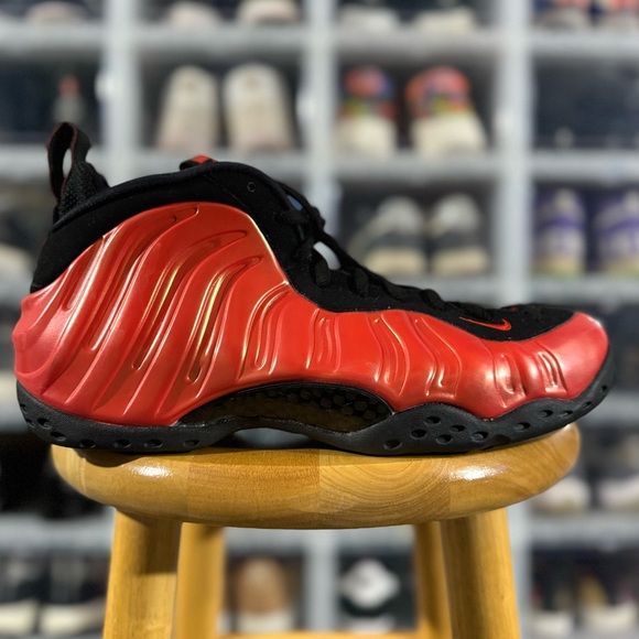 Nike Air Foamposite One 'Habanero Red'